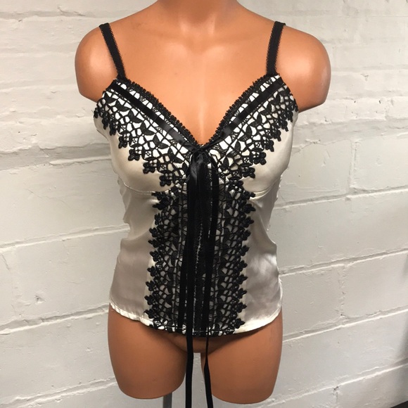 Charlotte Russe top - Picture 1 of 3